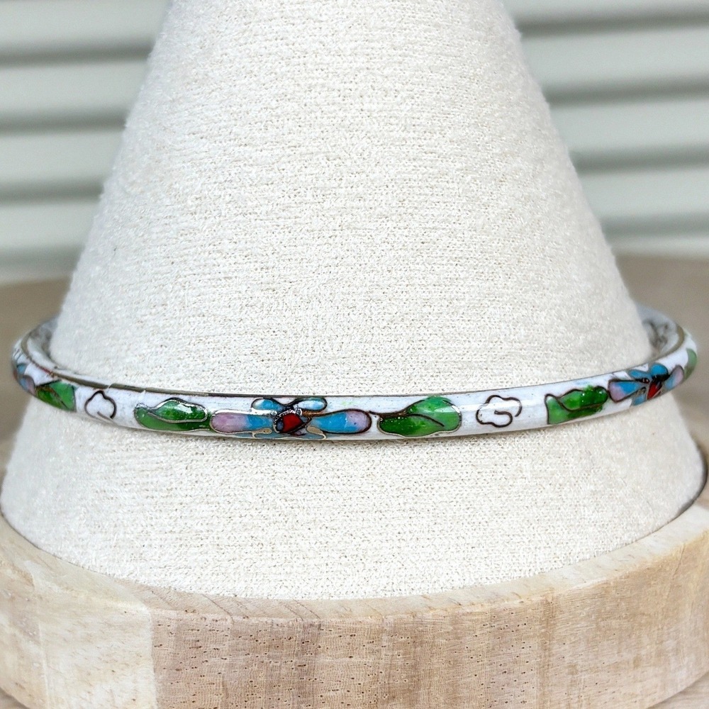 1960s Vintage Chic White Cloisonne Floral Multicolor Bangle Bracelet Enamel